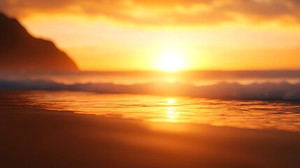 Obraz premium Golden Sunset Over Ocean Beach