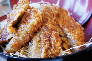 たれの美味しいソースかつ丼