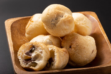 ミニ　チョコシュークリーム