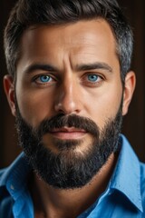 Obraz premium arafed man with a beard and blue eyes looking at the camera
