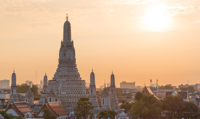 Fototapeta premium The most beautiful Viewpoint Wat Arun,Buddhist temple in Bangkok, Thailand (fine particulate matter )