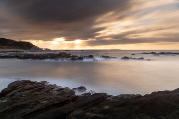 夜明の城ヶ島の磯