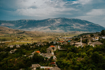 Miasteczka w Albanii © Katarzyna
