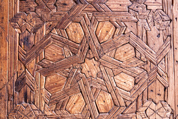 Tombeaux saadiens, the Sadite tombs of Marrakesh date from the time of the great Sadite sultan Ahmed al-Mansur. The mausoleum protects the bodies of sixty sadites.