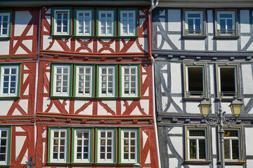 Fototapeta premium Fachwerkhäuser am Kornmarkt, Altstadt, Wetzlar, Hessen, Deutschland