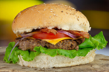 Classic Bacon Burger – A Smoky, Juicy Delight
