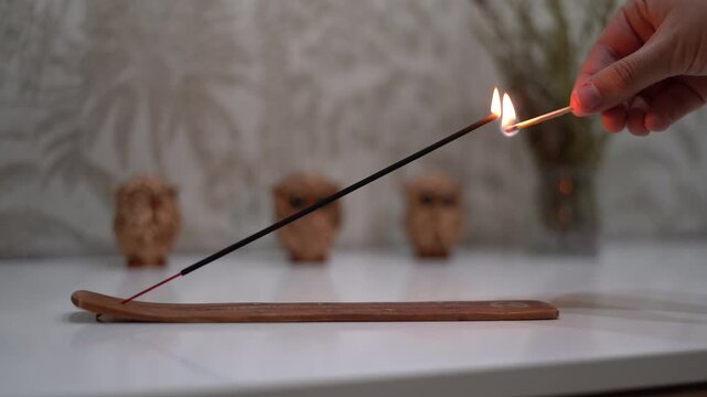 Encender incienso