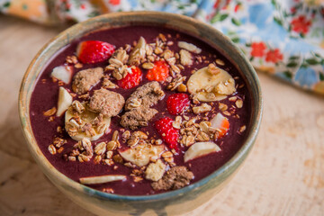 muesli with berries