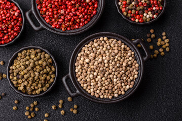White allspice in a ceramic bowl