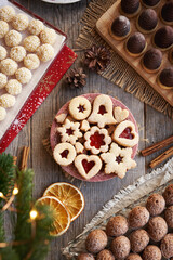 Beehives or wasp nests, Linzer and other traditional Christmas cookies, top view