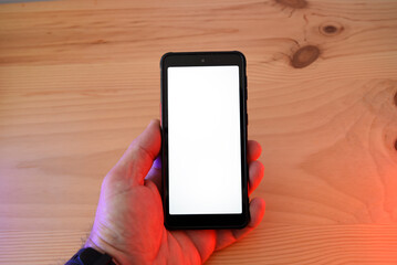 movil con pantalla en blanco