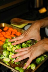 hands cutting vegetables