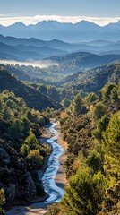 Obraz premium Mountain river valley autumn morning mist scenic landscape