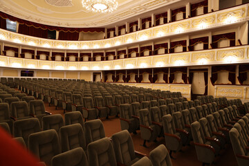 Obraz premium Rows of gray comfortable seats in theatre