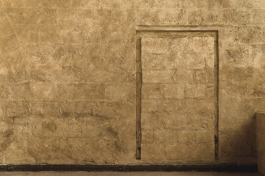 Illusion of a door