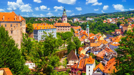Fototapeta premium Summer cityscape - top view from the castle gardens of the historic centre of Cesky Krumlov, Czech Republic