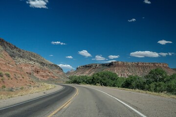 the road to the mountains