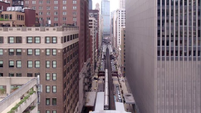 Experience Chicago's breathtaking skyline from above! Our aerial video captures the stunning architecture and vibrant energy of downtown, showcasing iconic landmarks in mesmerizing detail.