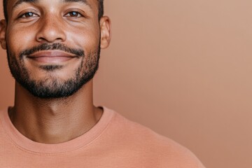 Obraz premium Contemporary Portrait Aesthetic Friendly Mentorship Vibes with Warm Beige Tones Business Diversity and Cultural Harmony in Professional Networking