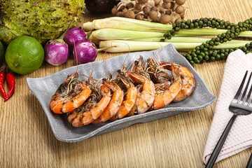 Boiled big tiger fresh shrimp