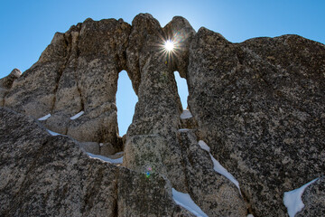 冬の北アルプス燕岳にて 眼鏡岩