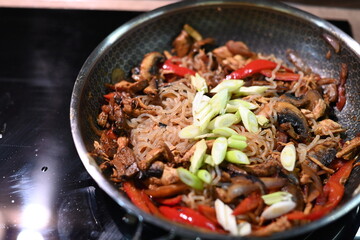 Preparing Asian Konjac Noodles with Vegetables – Quick and Healthy Diet Meal