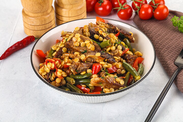 Eastern cuisine - Ptitim with beef and vegetables
