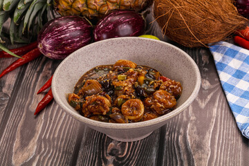 Squid with vegetables in oyser sauce