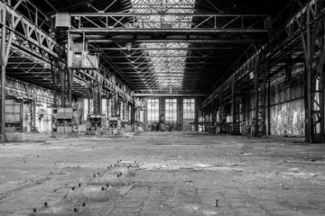 Fototapete Rund abandoned old factory from the former GDR East germany © Animaflora PicsStock