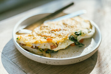 omelet with spinach and ham.