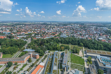 Die Hochschulstadt Ingolstadt im nördlchen Oberbayern aus der Vogelperspektive