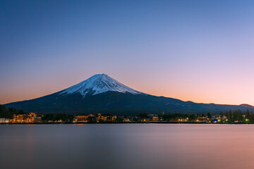 Fototapeta premium Mount fuji sunset long exposure wide angle