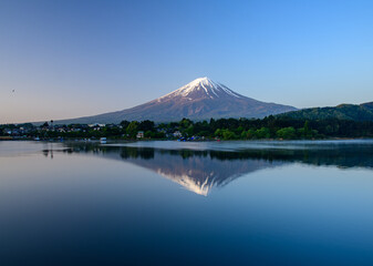 河口湖から富士山と逆さ富士