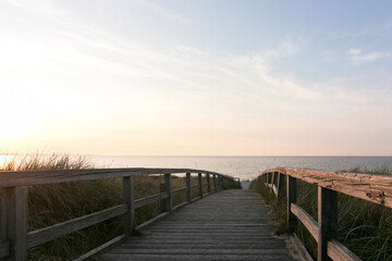 Obraz premium Bordwalk to the beach