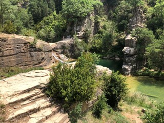 Poza natural en las cinco Villas, Aragón.