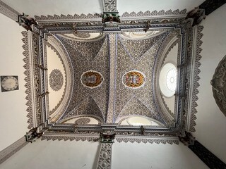 Interior y exterior del monasterio de Veruela, Techos, puertas y claustro. Tarazona, Aragón