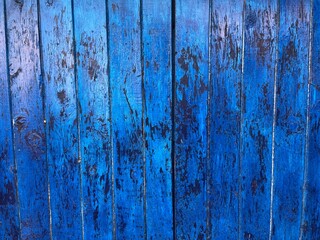 Puerta de madera azul celeste o marinero