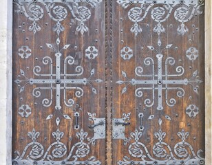 Seiteneingang der Matthiaskirche in Budapest, Ungarn