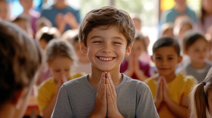 Obraz premium Boy with hands clasped in prayer during a school event