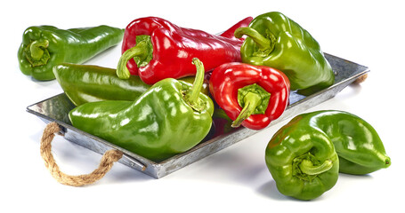 Owoce papryki ramiro na tacy