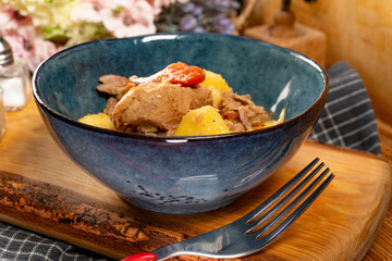Potato and chicken stew