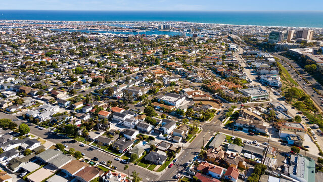 Capture Newport Beach luxury with stunning real estate photography. High-quality images showcase homes beautifully, perfect for listings, marketing, and Shutterfly prints.