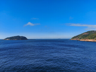 Naklejka premium island in the sea