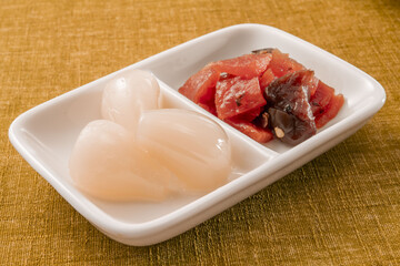 らっきょうと福神漬け