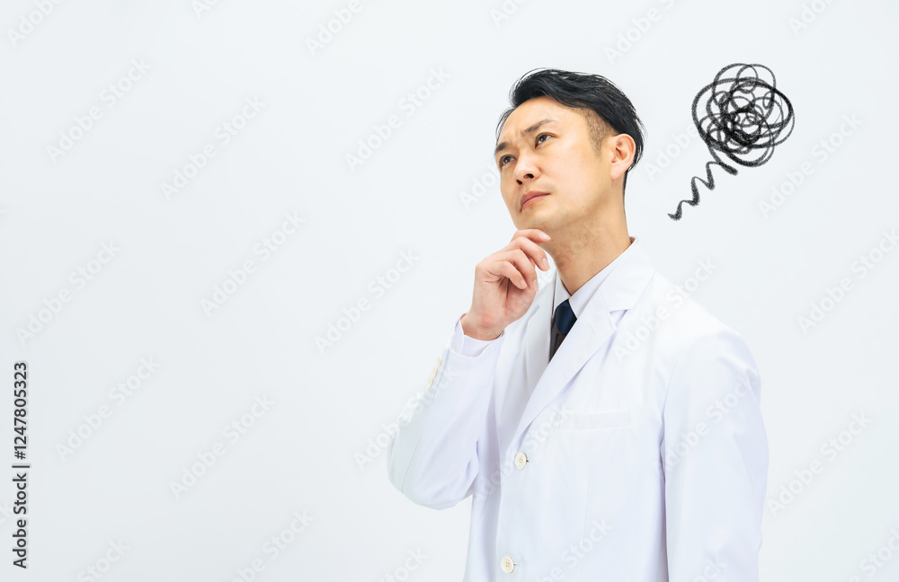 Poster 悩む、落ち込む、不満、不安、心配、医師、男性、白衣、医療、研究者、科学者、残念、がっかり、考える、疑問、悩み、困る、トラブル、問題、憂鬱、憂うつ、ストレス、疲労、ドクター、病院、当直、救急、危機感、課題、不祥事、院長、先生、博士、研究、閉塞感、忙しい、人手不足、後継者、不足、ミドル、ミドルエイジ、中年、日本人、メディカル、病気、薬剤師、治療、診察、診療、人物
