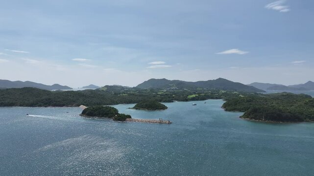 Experience Kau Sai Chau Public Golf Course in Hong Kong, featuring stunning sea views, 18-hole and a commitment to environmental conservation, making it the perfect destination for golf enthusiasts 