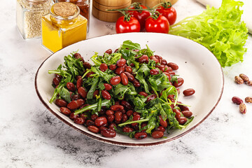 Red canned beans with arugula