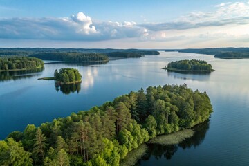 Obraz premium Punkaharju Ridge: Scenic Finnish Lakeland Landscape with Lake Saimaa