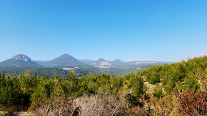 Three peaks in the Taurus Mountains, located in the Karaisali district of Adana province, from left to right: Kalatepesi, Sivritepe, Topuşur.