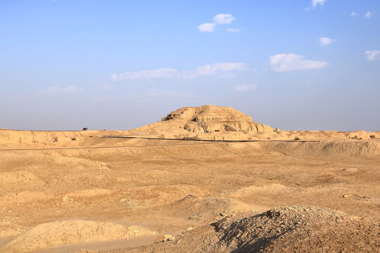 the area of the excavation site in the Ancient City of Uruk, Iraq